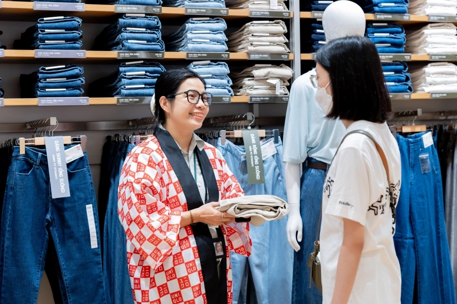 Trải nghiệm mua sắm tại Uniqlo